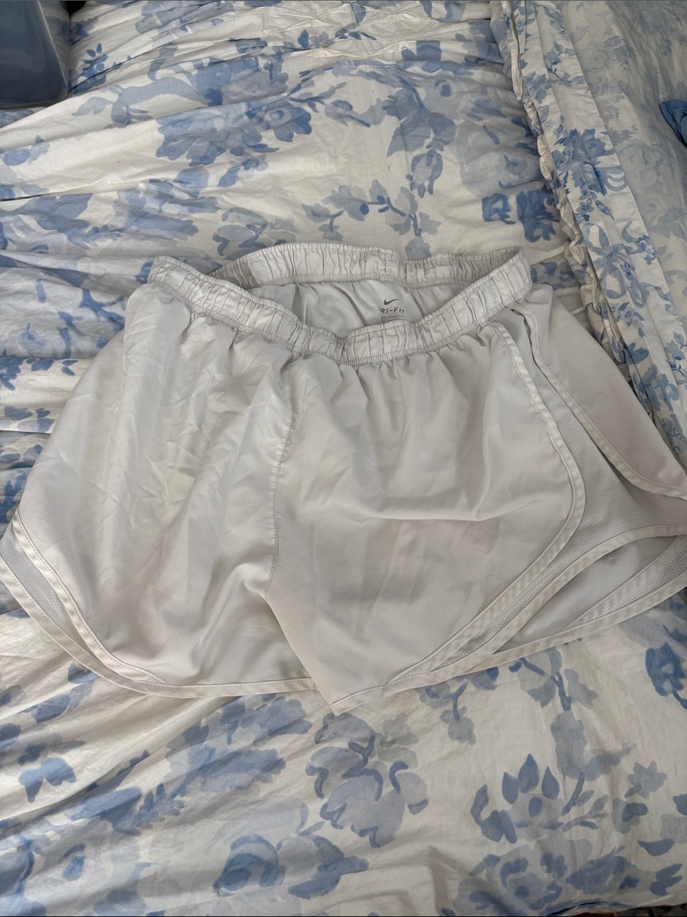 Nike White Women's Athletic Shorts with Elastic Waistband